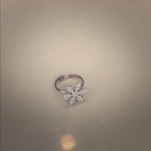 Snowflake Ring